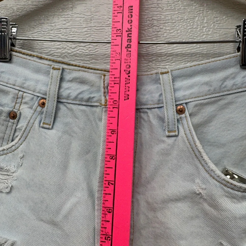 Levis 501 Original High Waisted Distressed Denim‎ Shorts Light Wash Blue W30